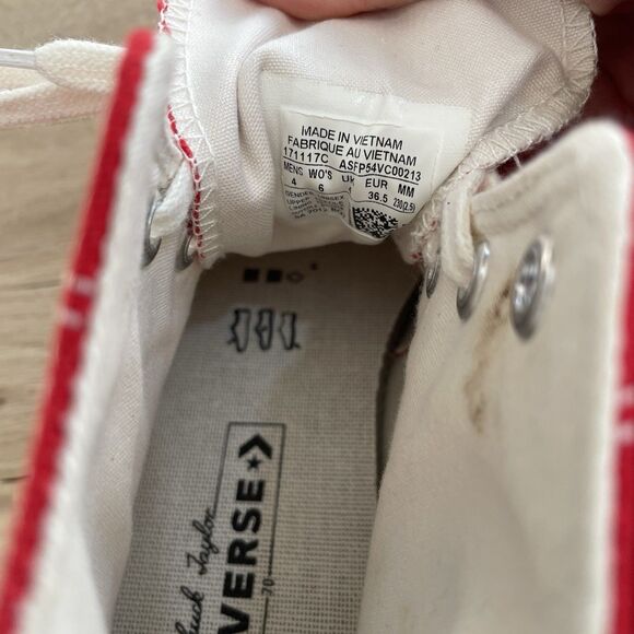 CONVERSE CHUCK 70 'MADE WITH LOVE Women’s Sz 6 - Picture 7 of 9